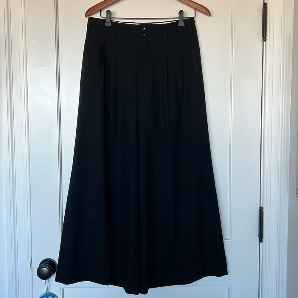 Comme des Garçons - wide legged cropped wool black trousers with cuff - Size S